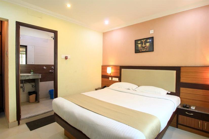 Moments Hotel Calcutta Buitenkant foto