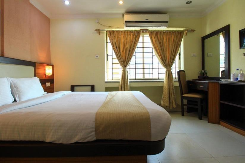 Moments Hotel Calcutta Buitenkant foto