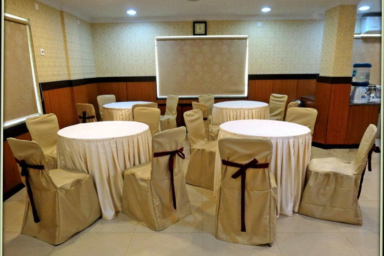 Moments Hotel Calcutta Buitenkant foto